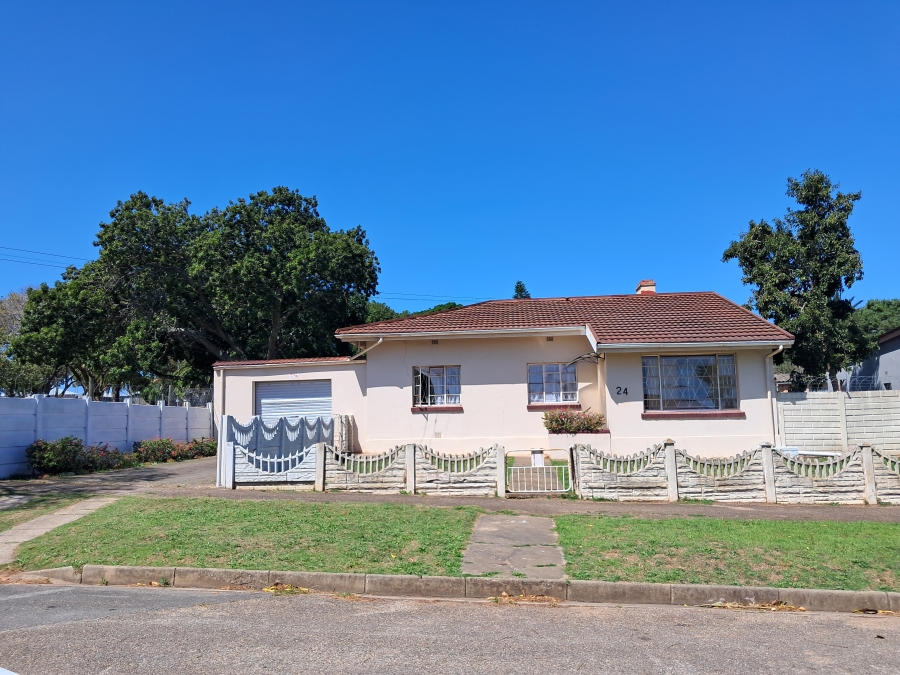 4 Bedroom Property for Sale in Mosel Eastern Cape